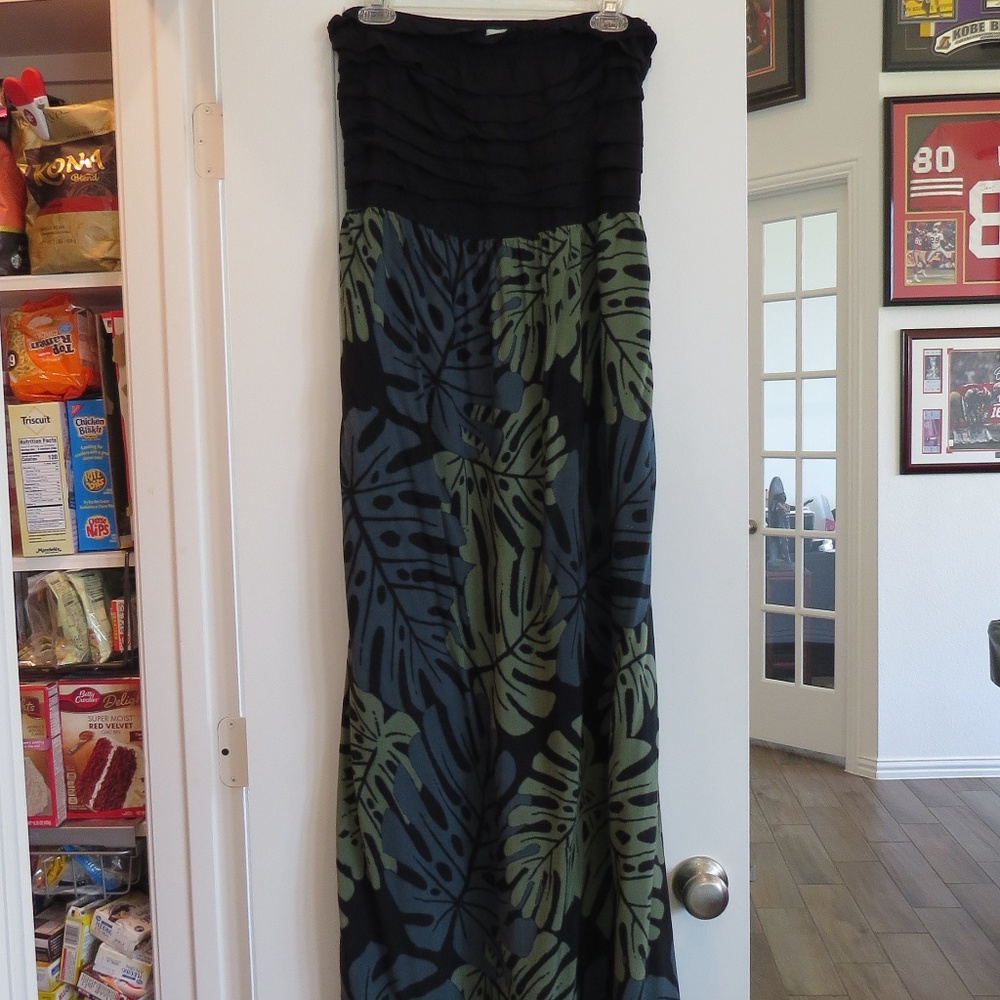 Hawaiian Design Strapless Maxi Dress